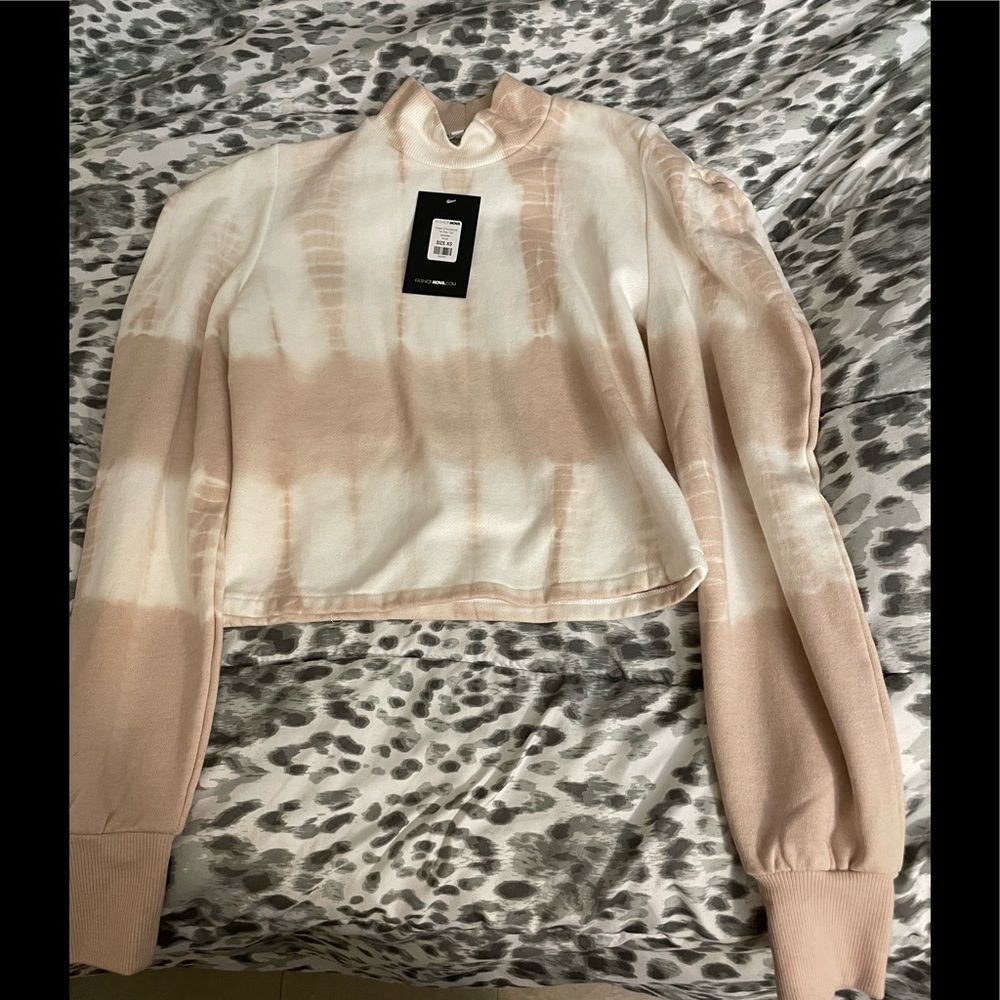 Fashion Nova Crop sweatshirt